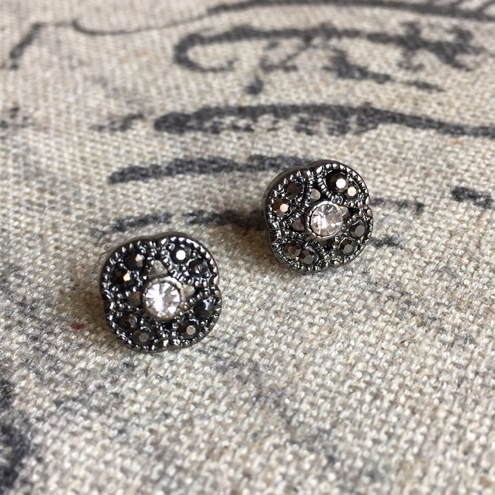 Liz Claiborne Gemstone Earrings